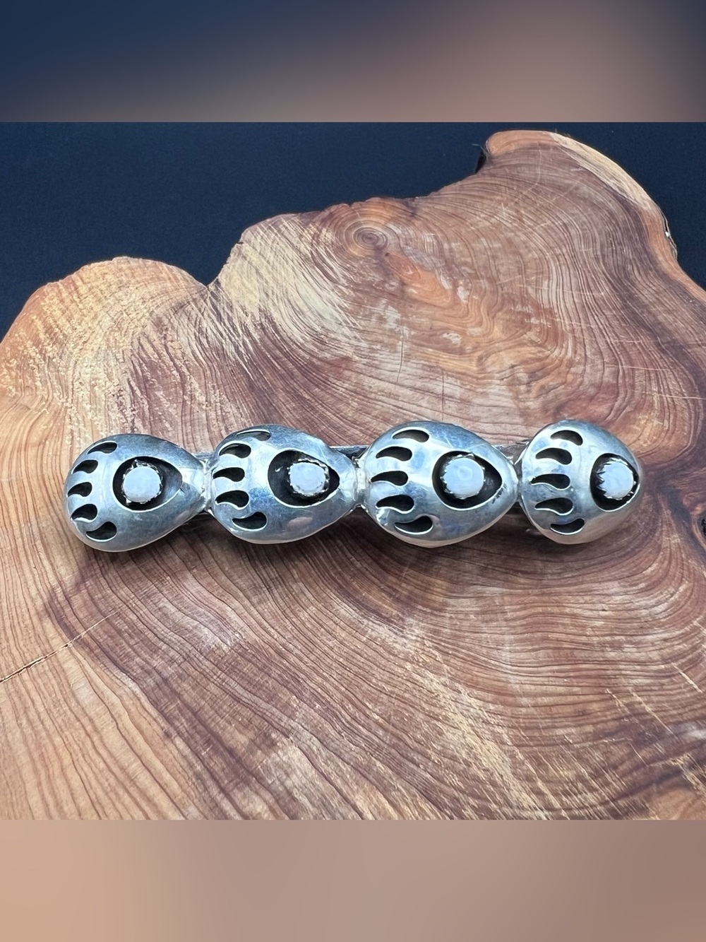 Native American Bear Paw Barrette - Picture 4 of 4